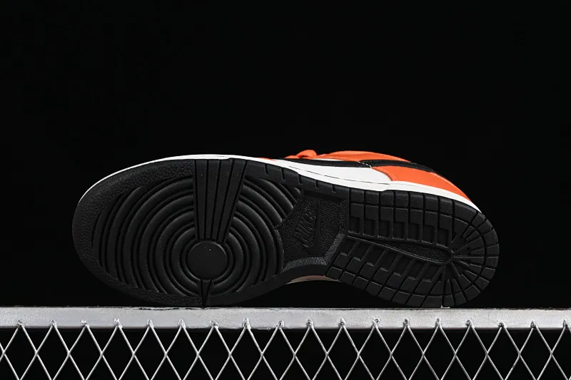 All Categories Nk SB Dunk Series Nk SB Dunk Low Low-top sneakers Nk SB Dunk Low White Orange Black Hook Low-top casual sneakers DH9765-003